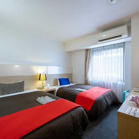 Hotel 1-2-3 Takaszaki Kültér fotó