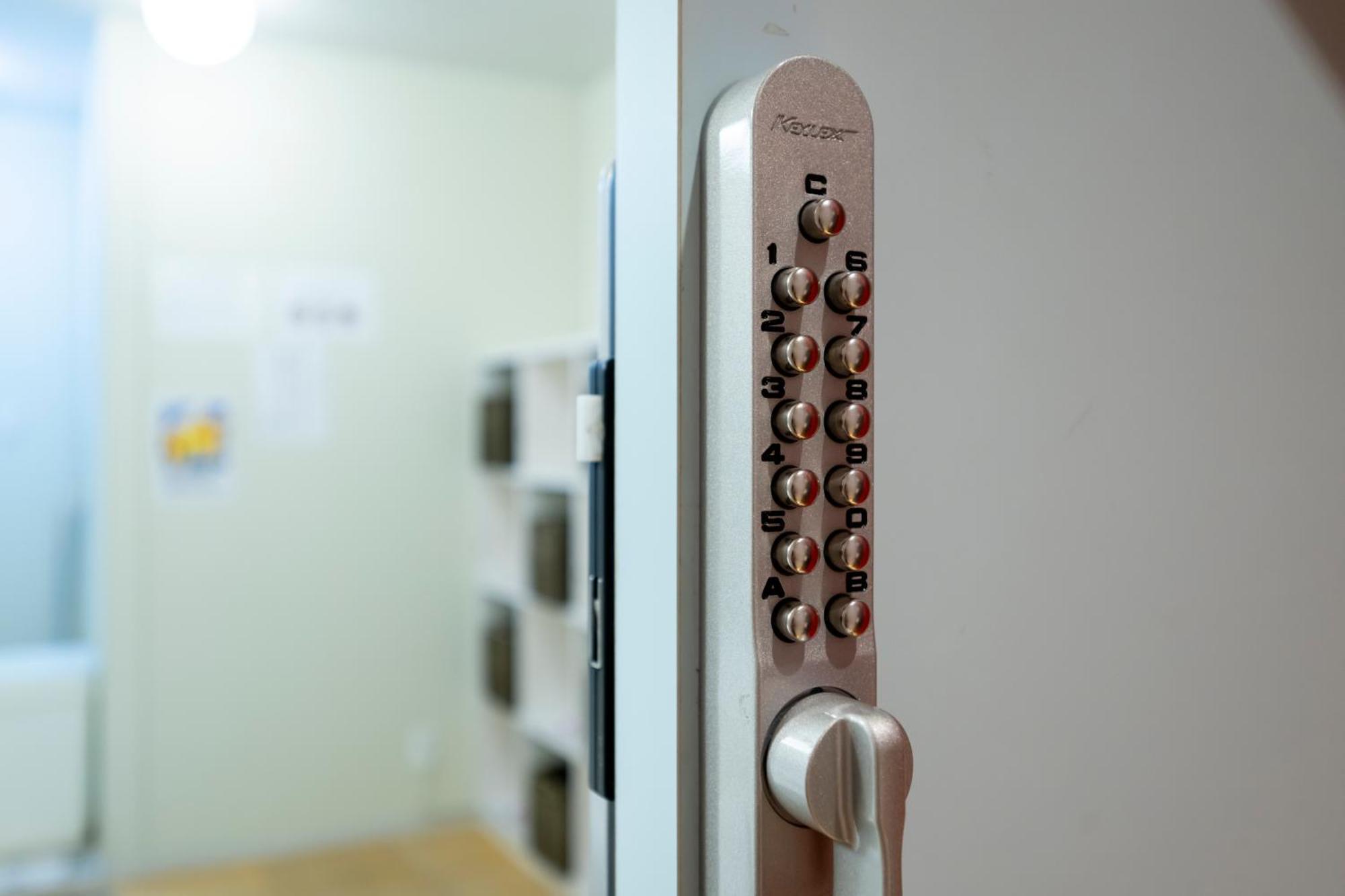 Hotel 1-2-3 Takaszaki Kültér fotó