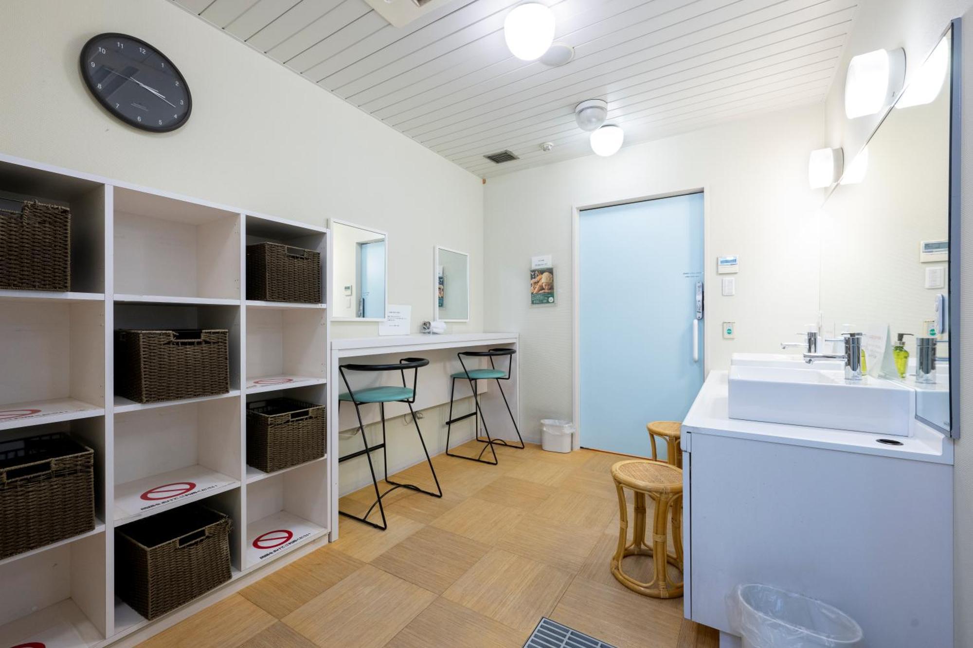 Hotel 1-2-3 Takaszaki Kültér fotó